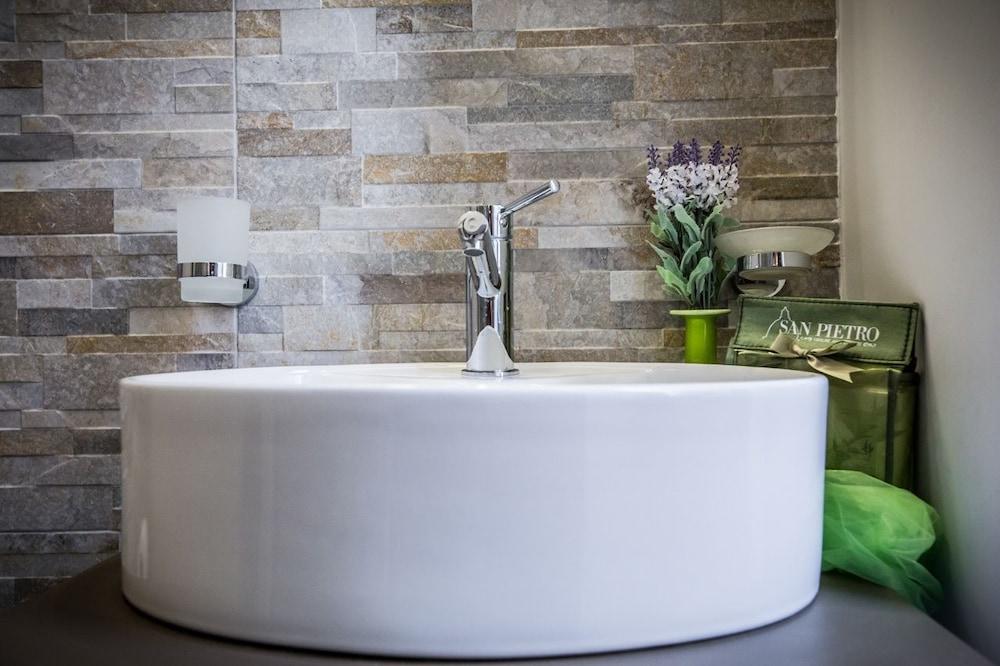 San Pietro Leisure And Luxury Hotell Roma Eksteriør bilde